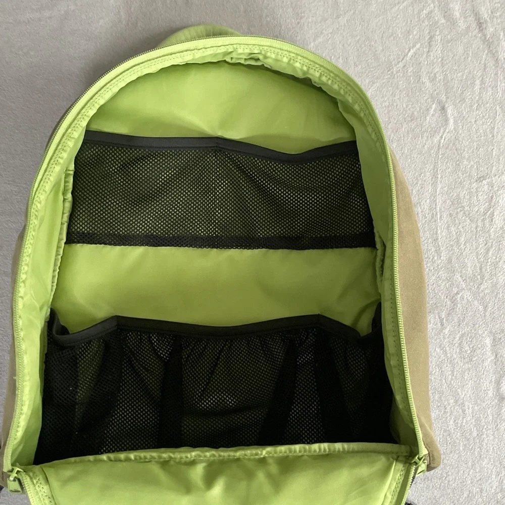 Baby Bjorn‎ Active Diaper Bag Backpack Insulated Pockets Padded Strap Green